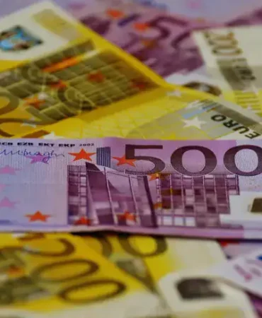 Türkiye'nin petrol ithalatı şubatta düştü